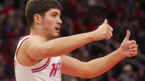 詹姆斯1月26日战勇士精彩片段回顾[NBA]